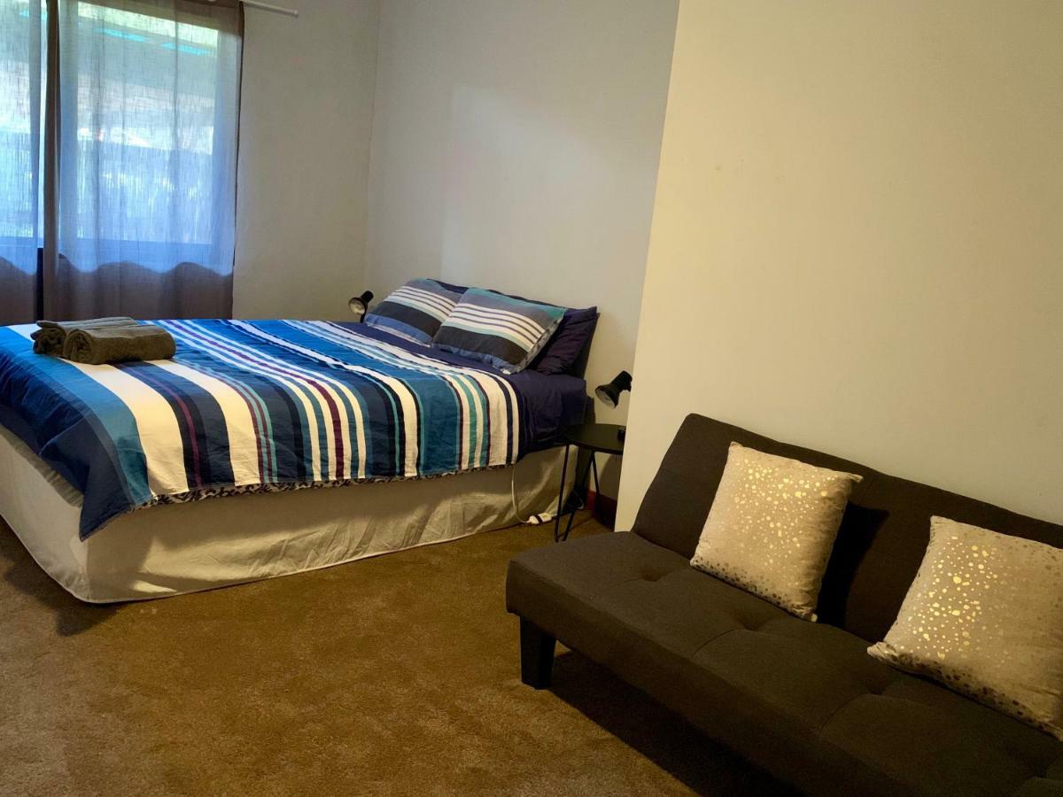 Bee'S Place - 3 Bedroom Home On 10 Acres Of Land With Distant Ocean Views Emu Bay Buitenkant foto